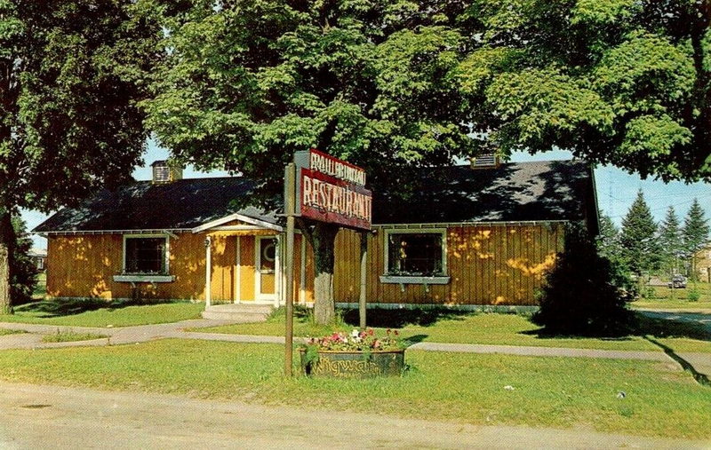 Paul Bunyan Restaurant - Vintage Postcard (newer photo)